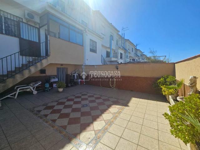 Casa pareada en venta en Vegas del Genil, Belicena. Casa en venta en Vegas del genil. Casas pareadas Vegas del.