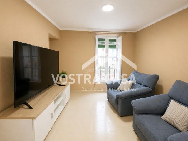 Casa pareada en venta en Venta del Moro. Casas pareadas Venta del.
