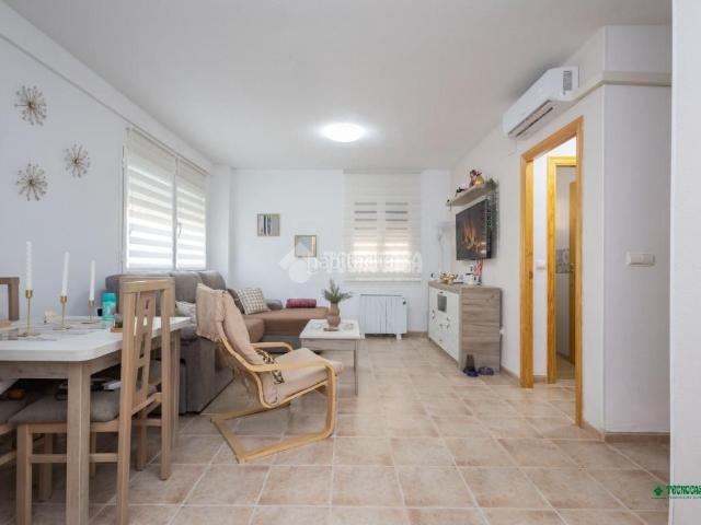 Casa pareada en venta en Vera, Vera Ciudad. Casa en venta en Vera. Casas pareadas.