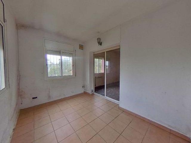 Casa pareada en venta en Vidreres, de 109 m² 4 habitaciones por 199.000