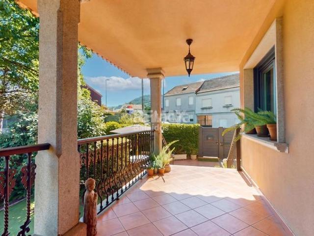 Casa pareada en venta en Vigo, Teis. Casas pareadas.