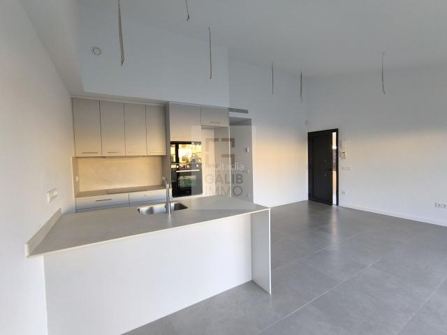 Casa pareada en venta en Vila sacra. Casas pareadas.