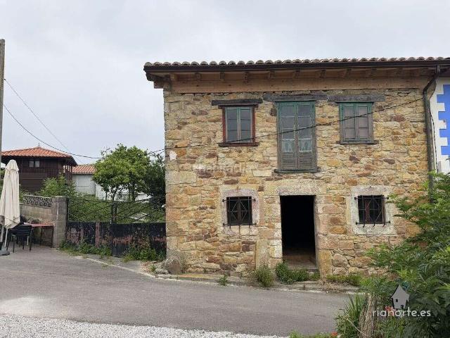 Casa pareada en venta en Villaviciosa, Selorio Tornón. Casa en la aldea de Santa Mera, Villaviciosa. Casas pareadas.