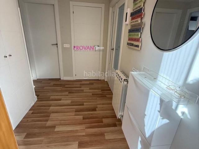 Casa pareada en venta en Villalbilla, Los Hueros. CHALET PAREADO CON TRES DORMITORIOS Y PARCELA DE 180M2 EN VILLALBILLA!. Casas pareadas.
