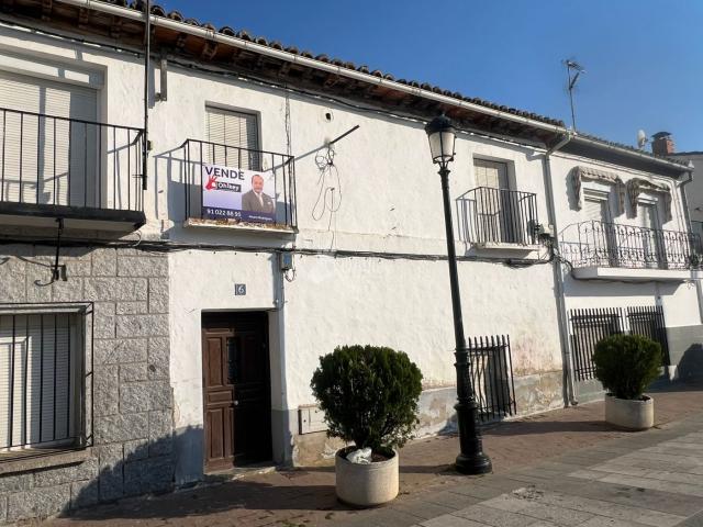 Casa pareada en venta en Villamantilla. Tu refugio en plena naturaleza, a solo 30 minutos de Madrid. Casas pareadas.