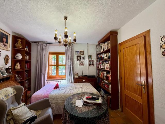 Casa pareada en venta en Villanueva de la Torre. Casa en venta en Villanueva de la torre. Casas pareadas Villanueva de la.