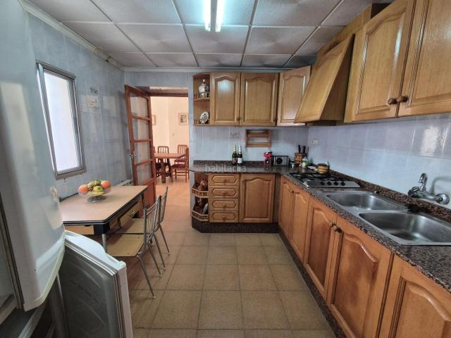 Casa pareada en venta en Villena, San Francisco. Casa de pueblo en zona Avenida de Alicante. Casas pareadas.