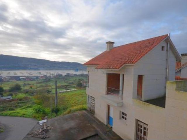 Casa pareada Venta Moaña, Calvar Domaio
