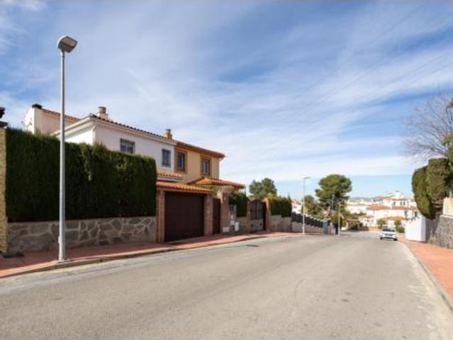 Casa pareada Venta Peligros, Peligros