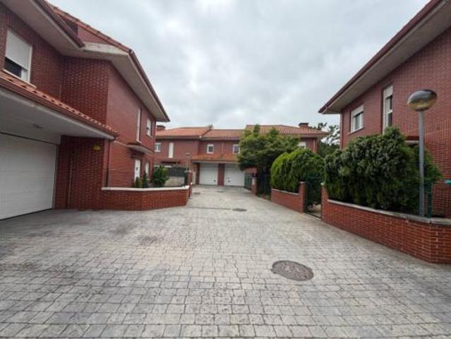 Casa pareada Venta Reocín, Villapresente