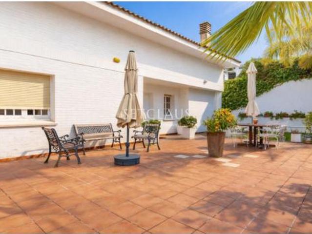 Casa pareada Venta Teià, Teià