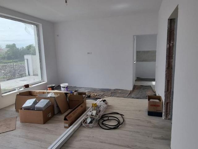 Casa Parter 4 camere/Com. Berceni/Comision 0%