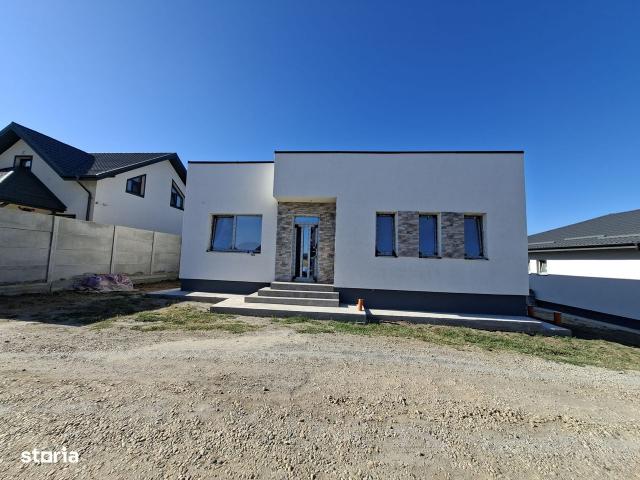 Casa Parter 3 camere /Com. Berceni/Comision 0%