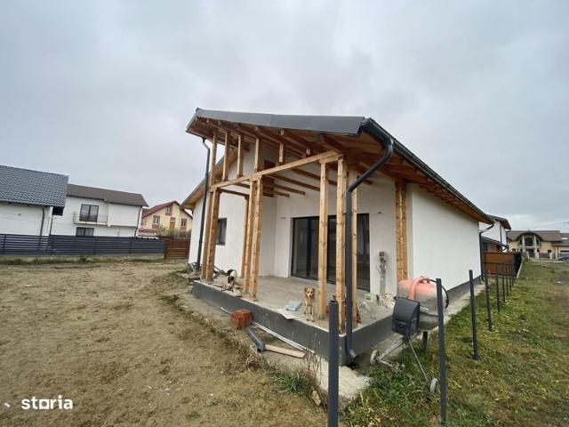 Casa Parter Curtea de Arges zona Primaveri