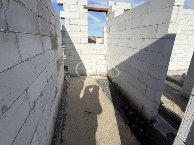 Casa pe un singur nivel in Chinteni, zona linistita, 121mpu, teren 48