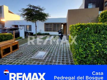 Casa Pedregal del Bosque
