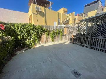 CASA PEQUE?A EN RENTA CON ACCESO A LAS DOS GARITAS Y ESTACIONAMIENTO SEGURO