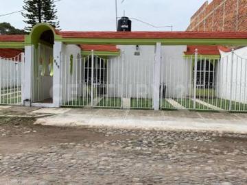 Casa pequeña y acogedora con excelente ubicación en el corazón de Chapala