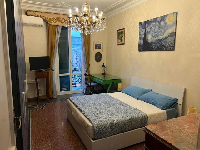 Casa per trasfertisti ospedale San Martino, Ingegneria, Accademia Marina Mercantile