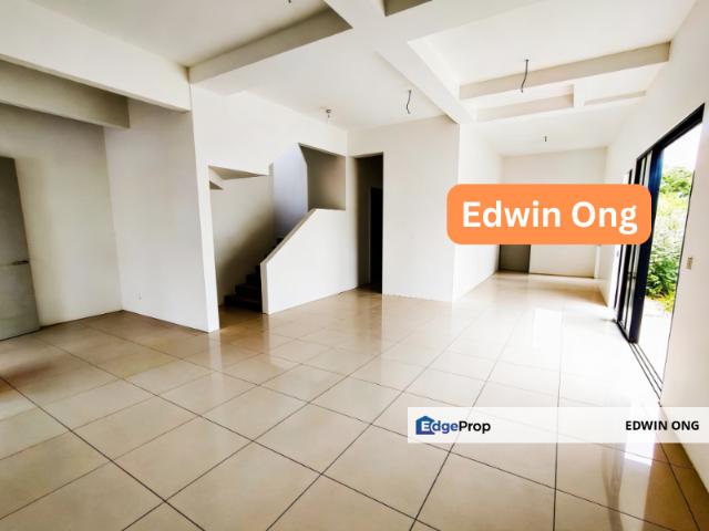 Casa Perdana Lovely double storey semi d available for purchase