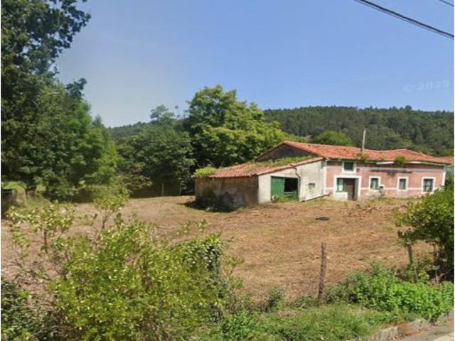 Casa piedra jardin 2.000 metros en Solorzano