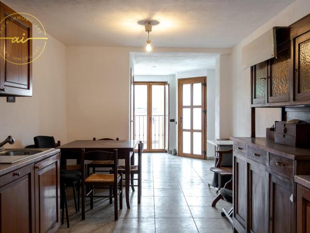 Casa plurifamiliare con 3 appartamenti in vendita | dreamo. Ch
