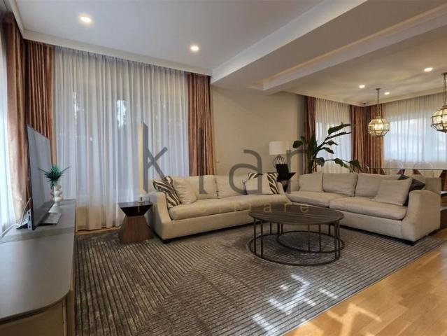 Casa PREMIUM 4 camere 200mp teren 300mp Andrei Muresanu