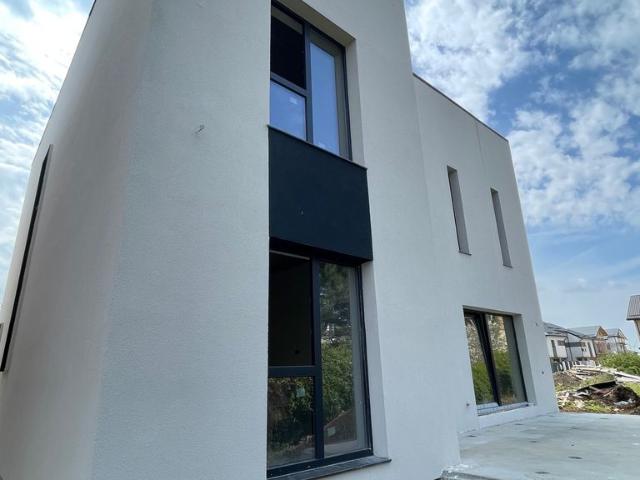 Casa Premium | 5 camere | finisaje de Lux | Bragadiru Margelelor