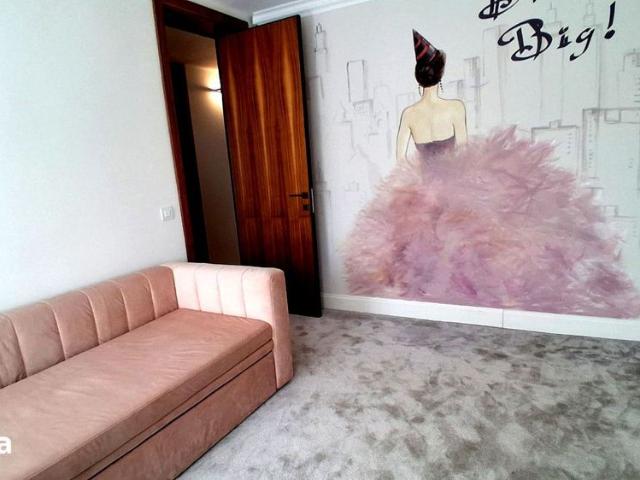 Casa premium de inchiriat, 4 camere, Andrei Muresanu