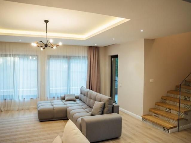 Casa premium finisata si mobilata