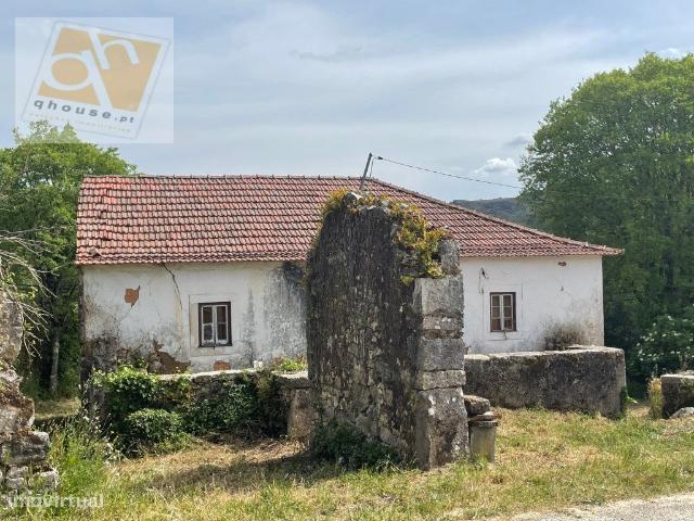 CASA RUSTICA EM PARQUE NATURAL