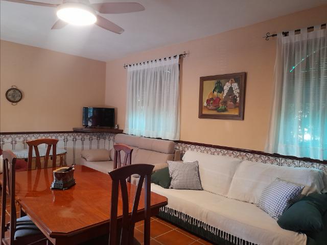 Casa rústica con parcela Ctra. El Provencio