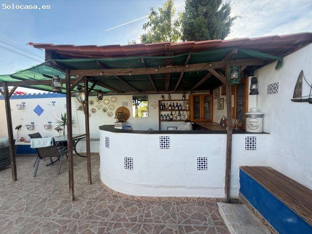 Casa rústica con piscina y 3.221 m² de terreno en Campoverde