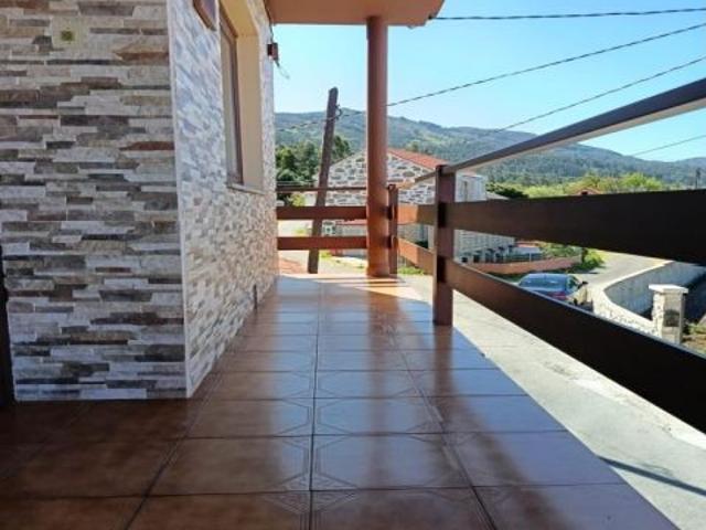 CASA RÚSTICA CON TERRENO Y GRAN POTENCIAL EN ARTEIXO — ESPACIO, TRANQUILIDAD Y CALIDAD DE VIDA A UN