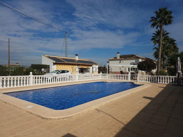 Casa rústica, Catral