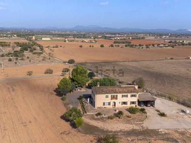 Casa rústica, Campos