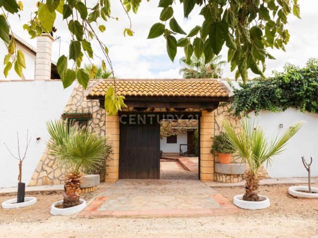 Casa rústica, Campillos
