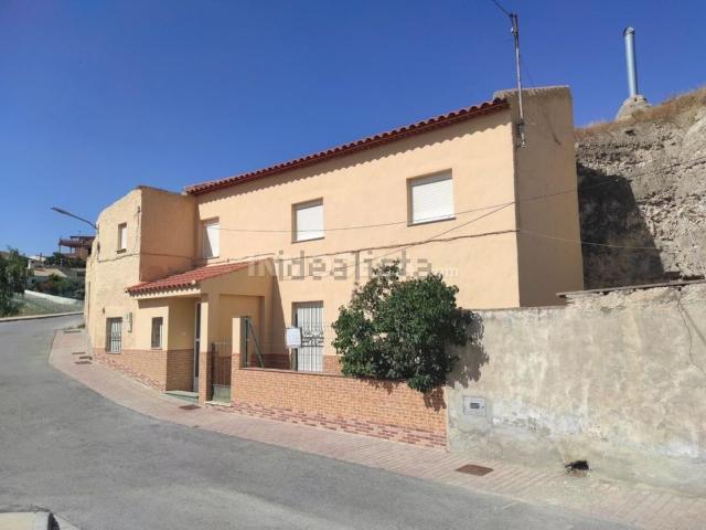 Casa rústica, Caniles