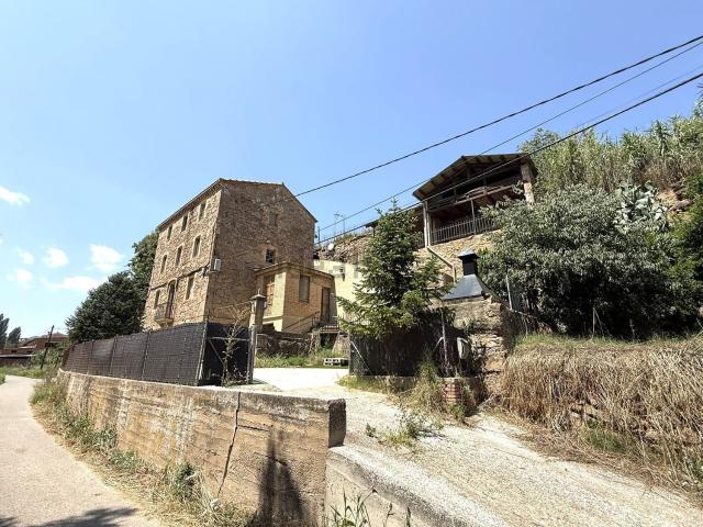 Casa rústica, Cardona