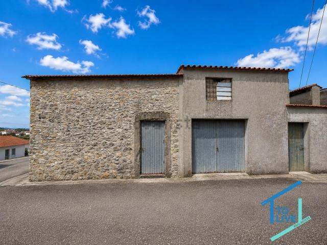 Casa rústica, Casais e Alviobeira