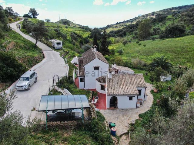 Casa rústica, Casares