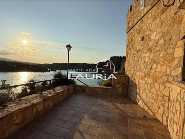 Casa rústica / Caserío en Venta en Teruel