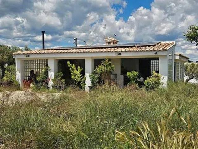 Casa rústica / Caserío en Venta en Teresa de Cofrentes