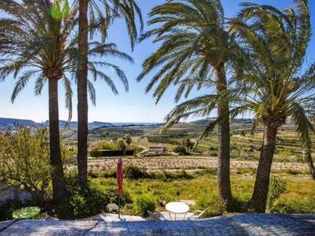 Casa rústica / Caserío en Venta en Teulada