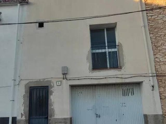 Casa rústica / Caserío en Venta en Tivissa