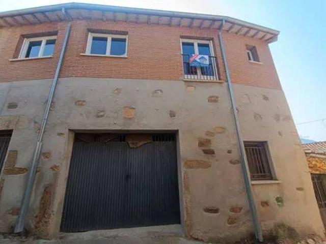 Casa rústica / Caserío en Venta en Tormellas