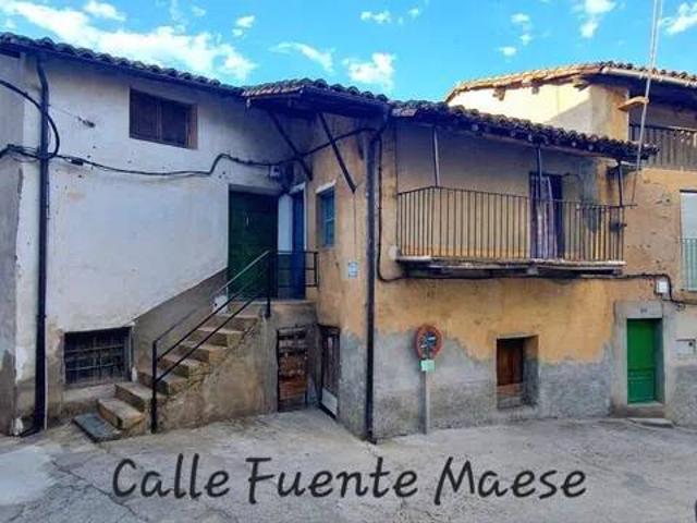 Casa rústica / Caserío en Venta en Torre de Don Miguel