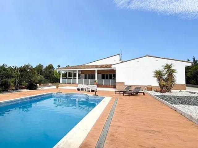 Casa rústica / Caserío en Venta en Turís