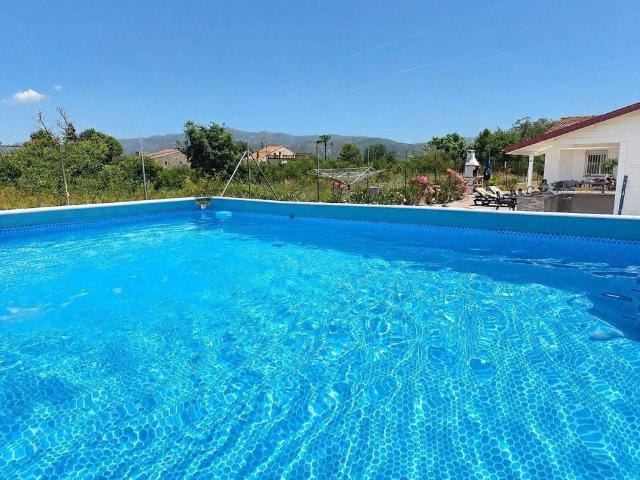 Casa rústica / Caserío en Venta en Ulldecona