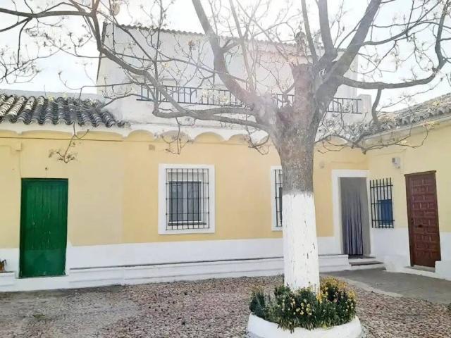 Casa rústica / Caserío en Venta en Valdepeñas